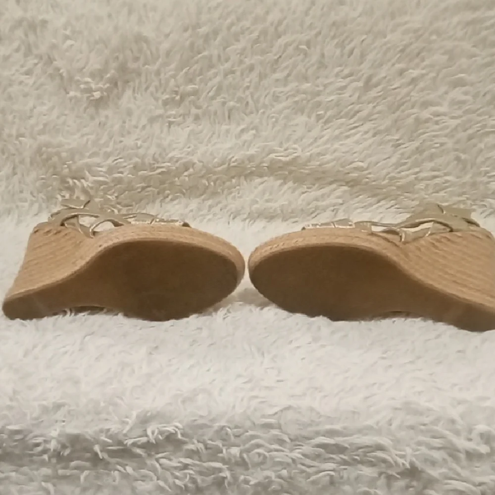Michael Kors Elegant Gold Strappy Women's Wedges - Picture 4 of 8